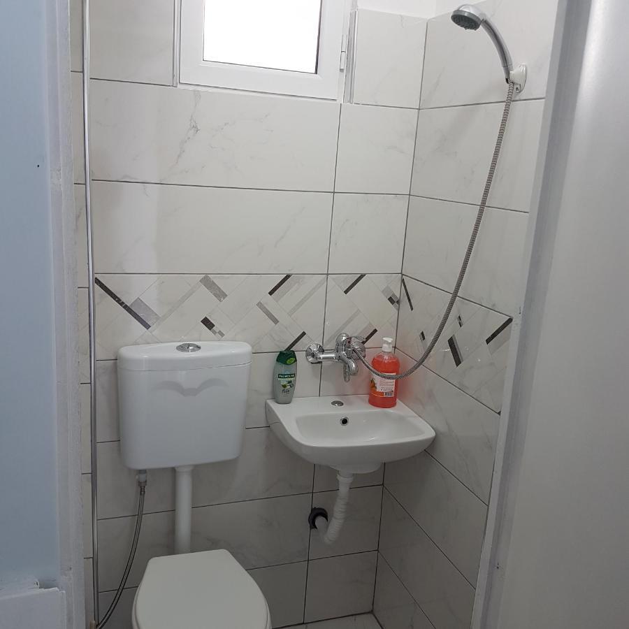 Klent Studio Apartment Pogradec Zewnętrze zdjęcie