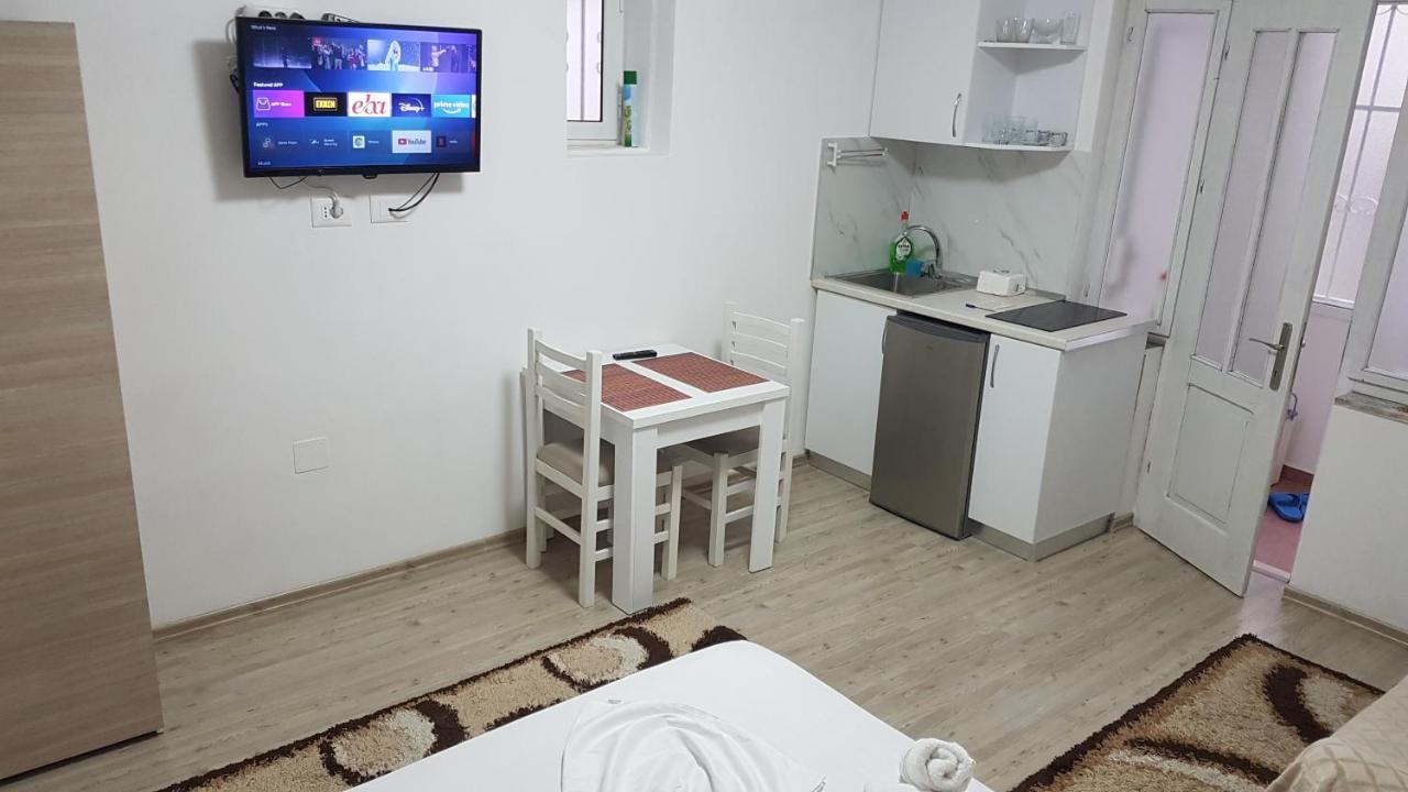 Klent Studio Apartment Pogradec Zewnętrze zdjęcie