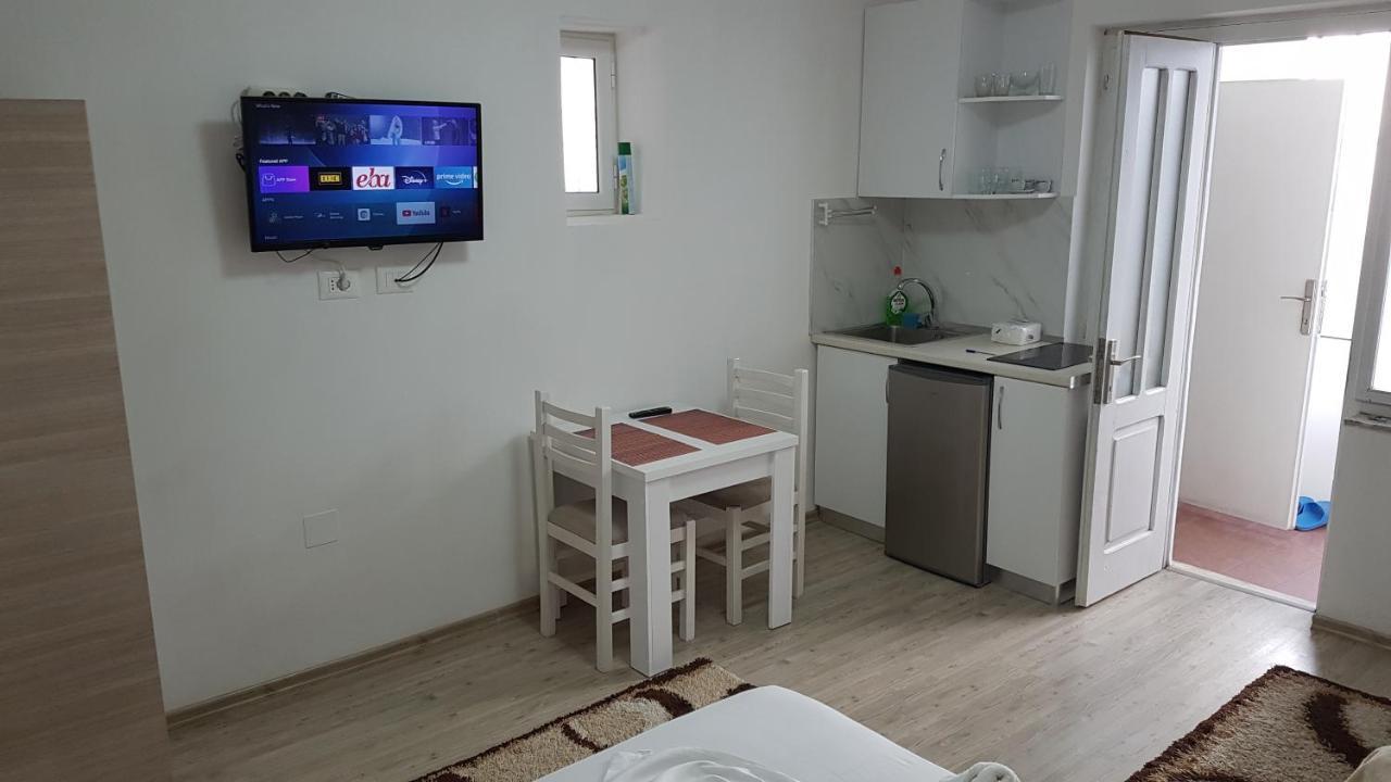 Klent Studio Apartment Pogradec Zewnętrze zdjęcie